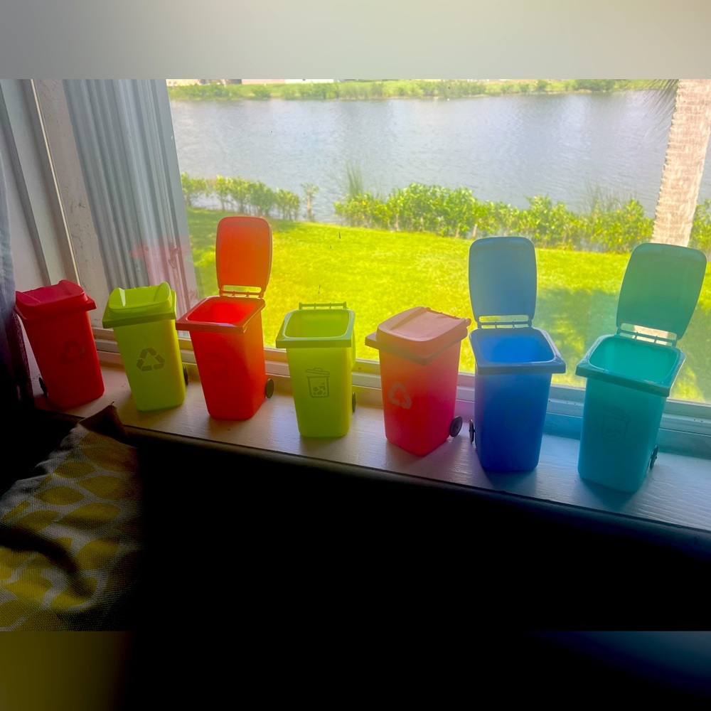 Mini decorative Recycle/Trash Bins